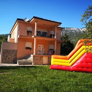  Apartment Hreljac